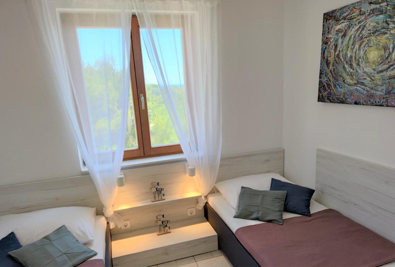 Apartments Riba Віс Екстер'єр фото