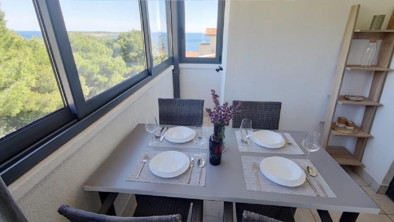 Apartments Riba Віс Екстер'єр фото
